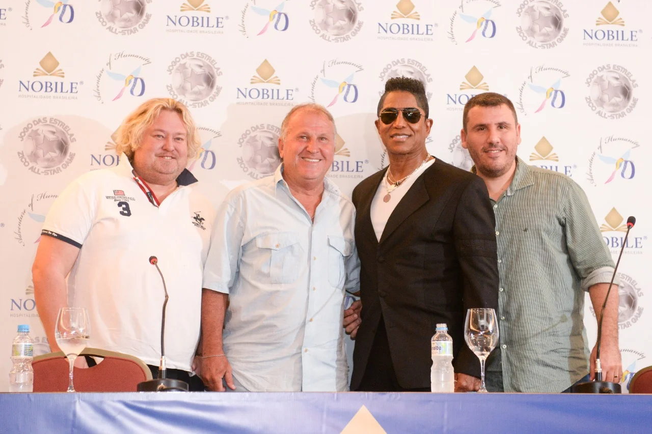 Jermaine Jackson and Zico at Maracanã